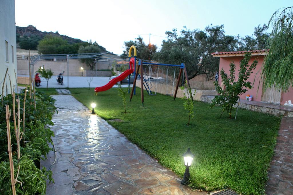 Yakinthos Garden Apartment Anaxos Exterior photo