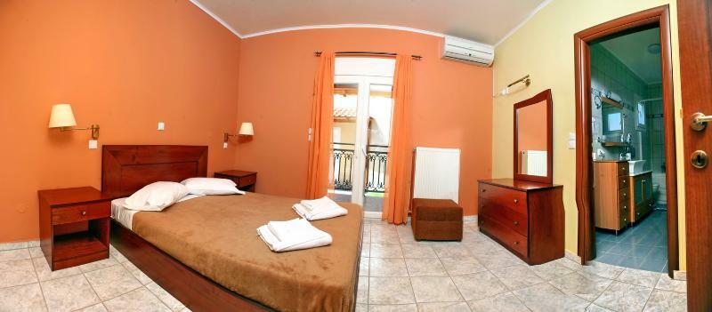 Yakinthos Garden Apartment Anaxos Exterior photo